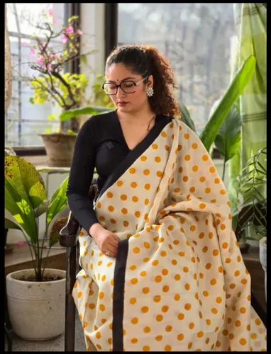 Circle Printed Bishnupuri Silk Saree