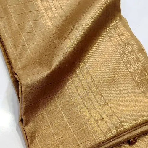 Elegant Maheshwari Semi-Silk Saree with Reddish Zari Weaving