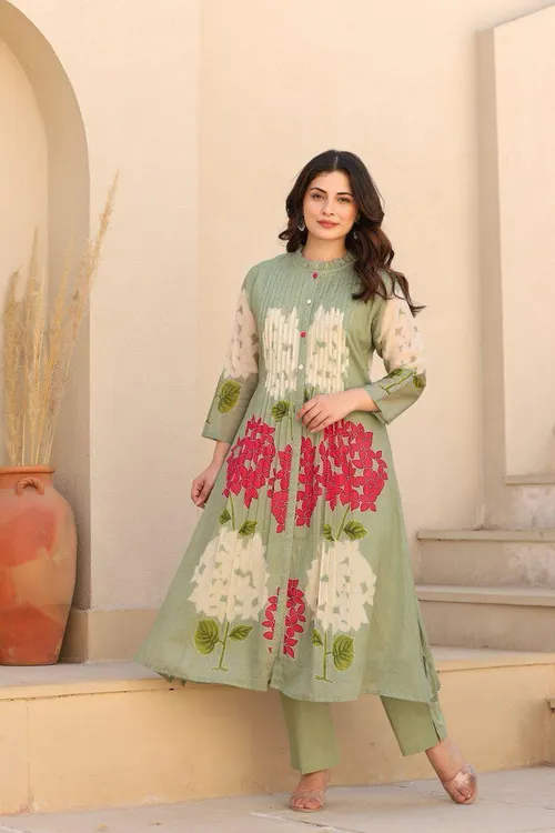 Soft Mul Cotton Kurti with Attached Lining – Breathable & All-Day Comfort