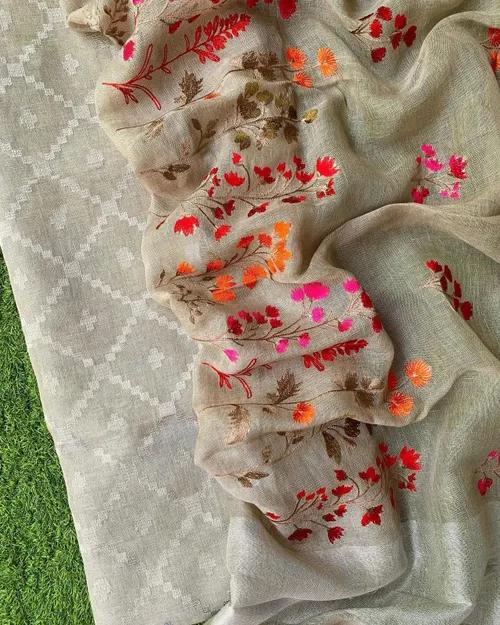  Elegant Flora Linen Suit Collection