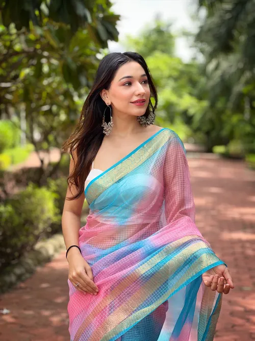 Branded Pure Soft Organza Checks Saree with Batik Print & Jacquard Border – Elegance with Sequin Sparkle