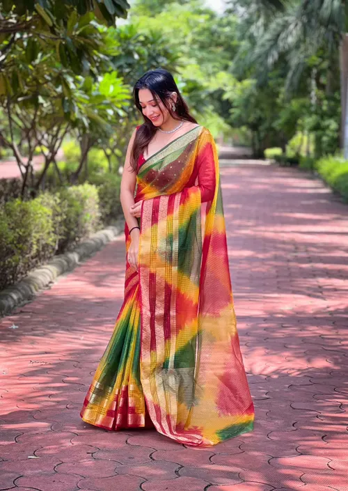 Branded Pure Soft Organza Checks Saree with Batik Print & Jacquard Border – Elegance with Sequin Sparkle