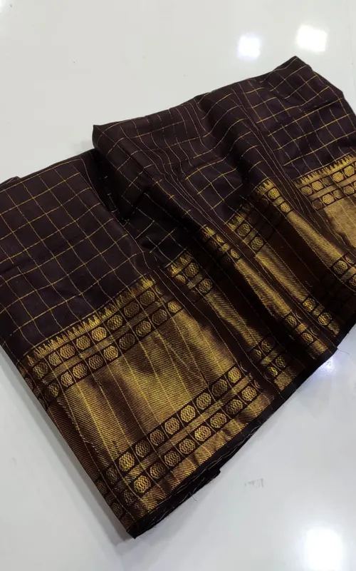 Elegant Maheshwari Semi-Silk Saree with Reddish Zari Weaving