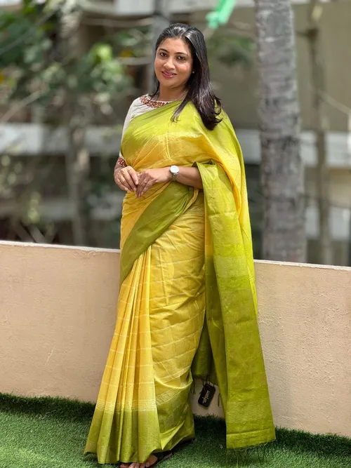 Elegant Dupion Silk Saree with Contemporary Square Check Design