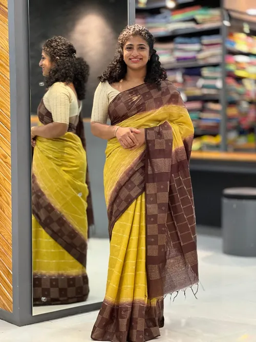 Elegant Dupion Silk Saree with Contemporary Square Check Design