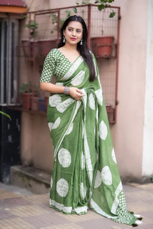 Pure Chanderi Cotton With Hand Batik Polka Designs Saree