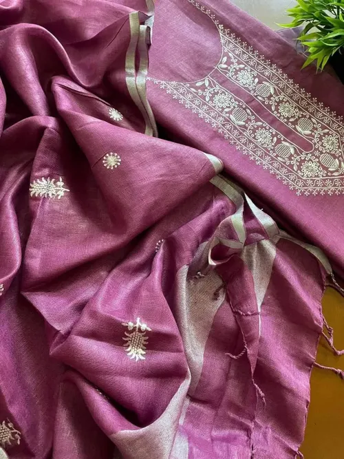 Elegant Embroidered Top & Dupatta Set – Refined & Graceful Ensemble