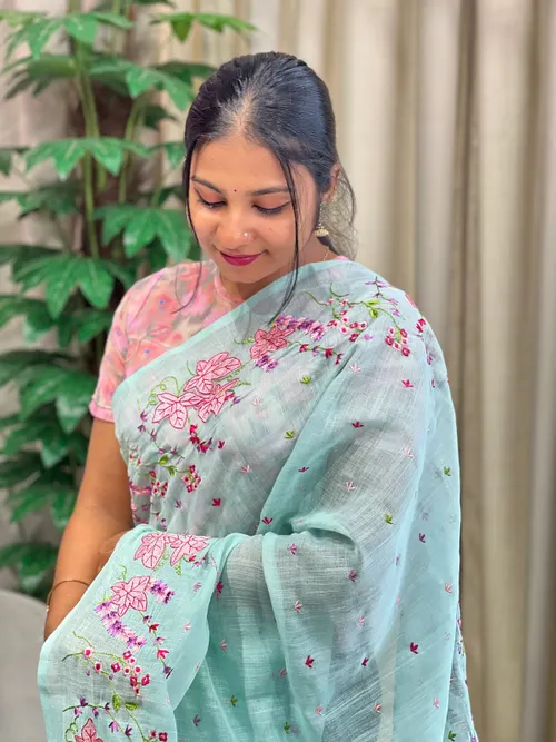 Soft Slub Cotton Saree with Zari Border – Beautiful Floral Embroidery Work Saree