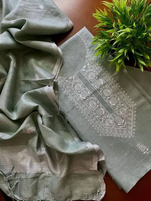 Elegant Embroidered Top & Dupatta Set – Refined & Graceful Ensemble