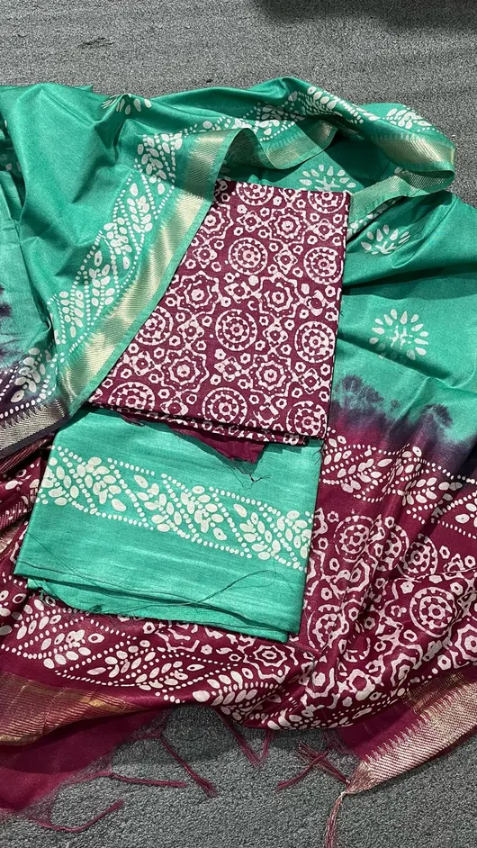 Floral Hand Batik Printed Top & Dupatta Kota Salwar