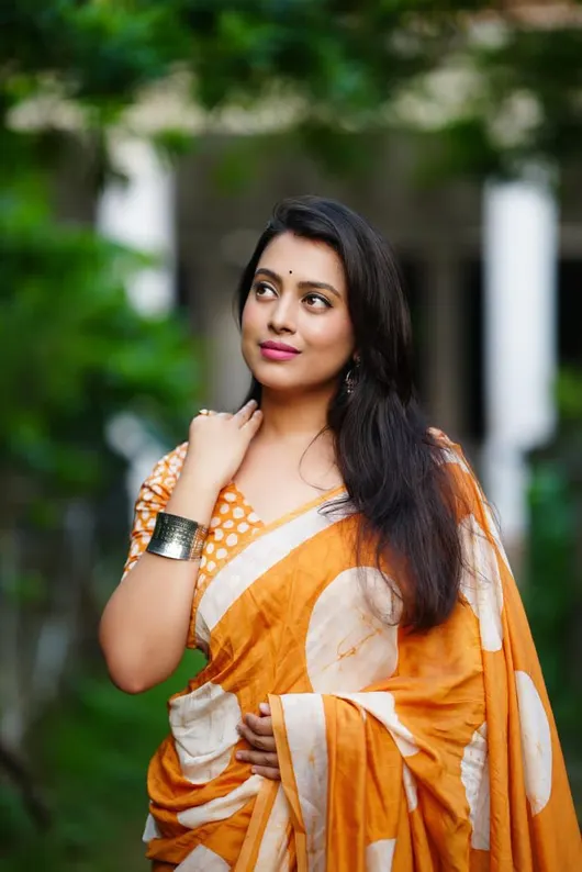 Pure Chanderi Cotton With Hand Batik Polka Designs