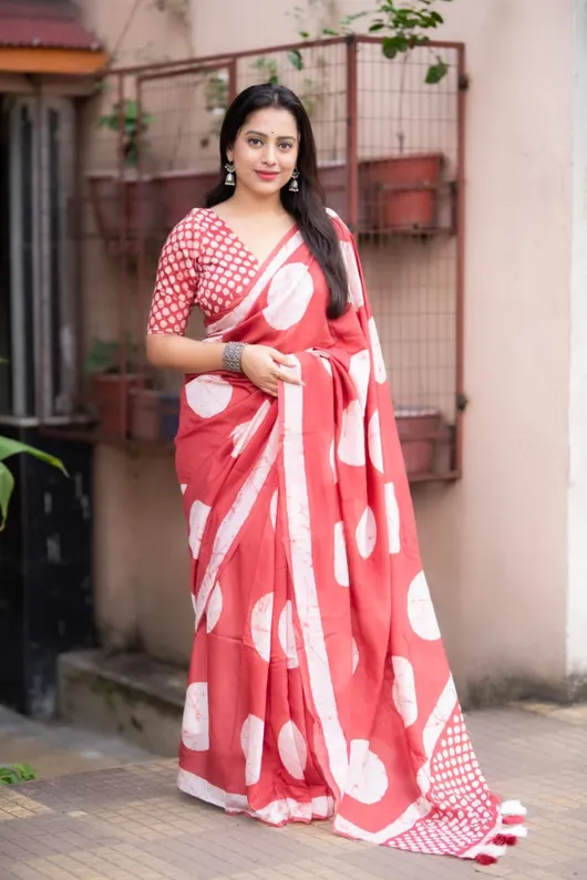 Pure Chanderi Cotton With Hand Batik Polka Designs Saree