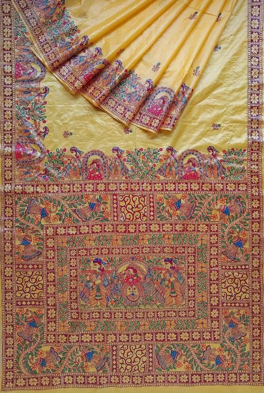 Traditional Gheecha Silk Saree with Intricate Pallu Design