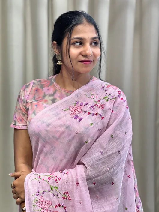 Soft Slub Cotton Saree with Zari Border – Beautiful Floral Embroidery Work Saree