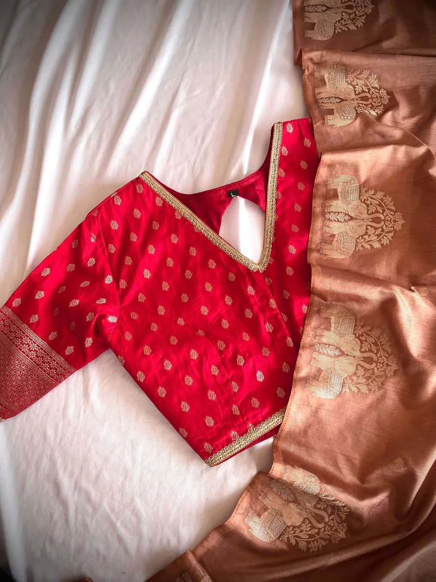 Soft Satin Border Dola Fabric Saree with Elephant Weaving & Rich Pallu