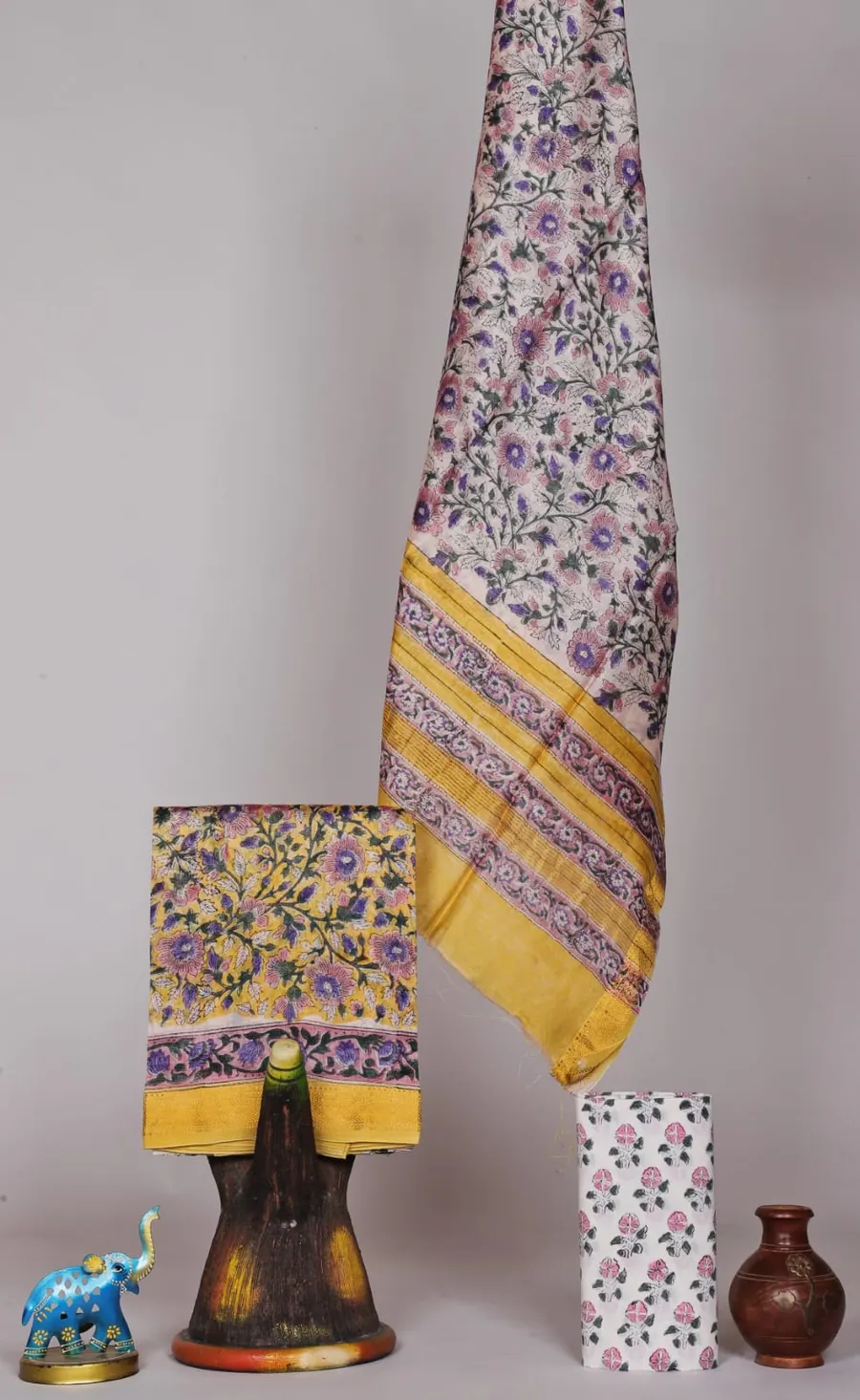 Hand Block Printed Maheshwari Silk Salwar - Exquisite Indian Fashion